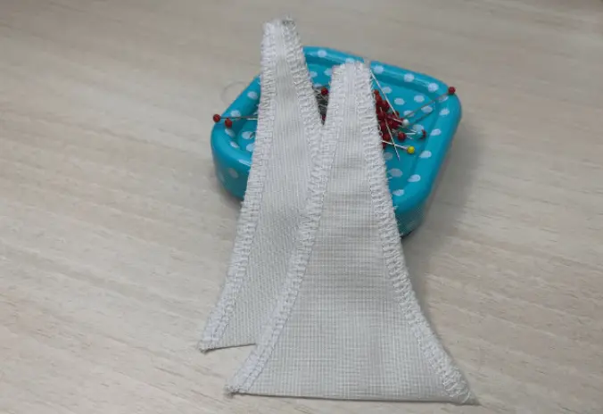 How to sew the Tallinn women's blouse: step-by-step sewing tutorial