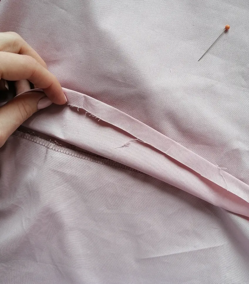 Sew the Larnaca women's dress: easy sewing tutorial for beginners