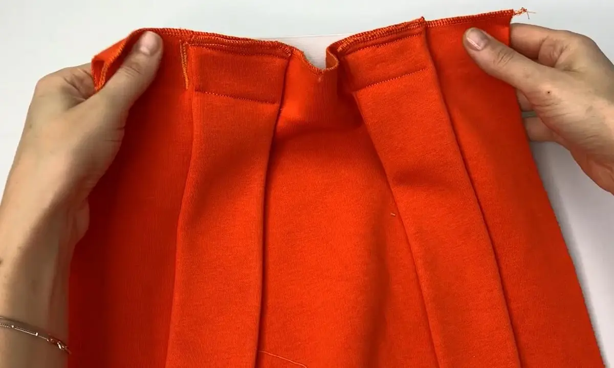 Delhi bib overall sewing tutorial