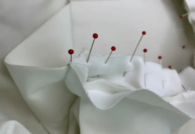 How to sew the Tallinn women's blouse: step-by-step sewing tutorial