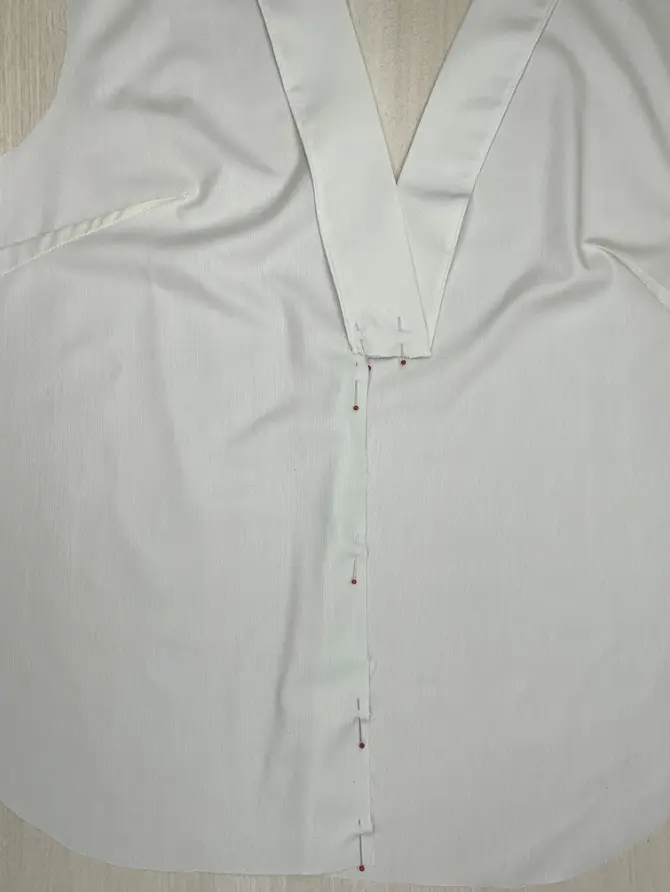 How to sew the Tallinn women's blouse: step-by-step sewing tutorial