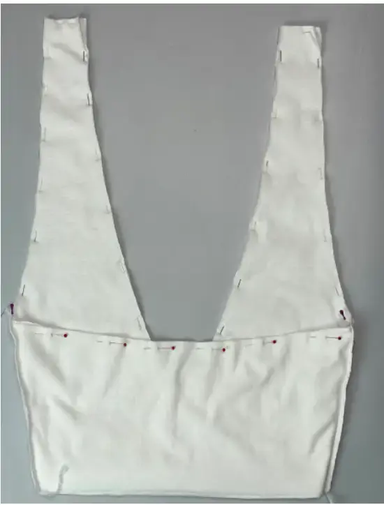 How to make a women's Santa Fe double-layered knit top: sewing instructions