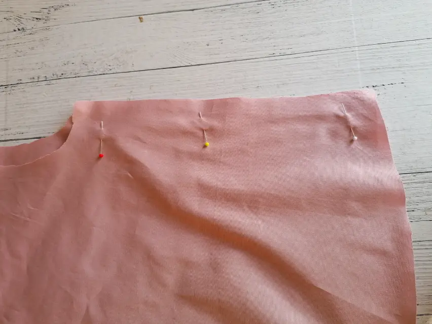 Sew the Larnaca women's dress: easy sewing tutorial for beginners