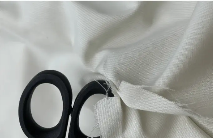 How to sew the Tallinn women's blouse: step-by-step sewing tutorial