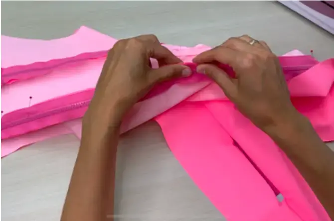 Sew your own toddler overalls Alaska: step-by-step DIY tutorial