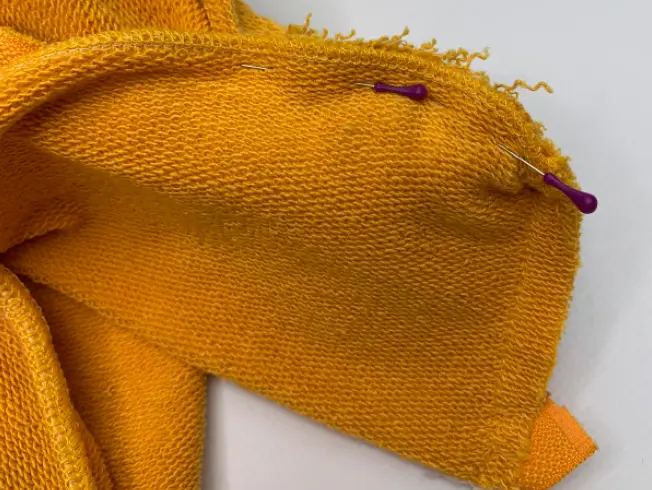How to make a Orleans women's sweatshirt: sewing tutorial for all levels