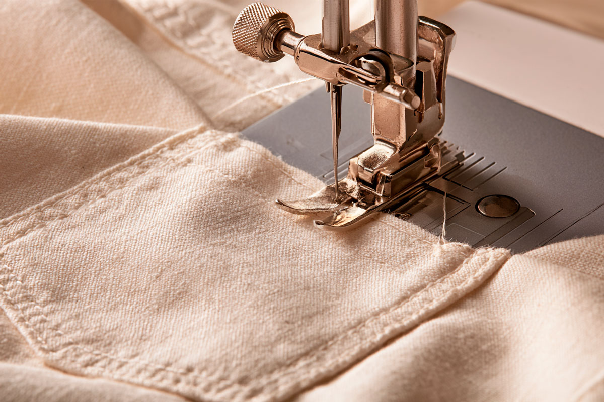 Understitching the pocket — the step that keeps the pocket invisible from the outside